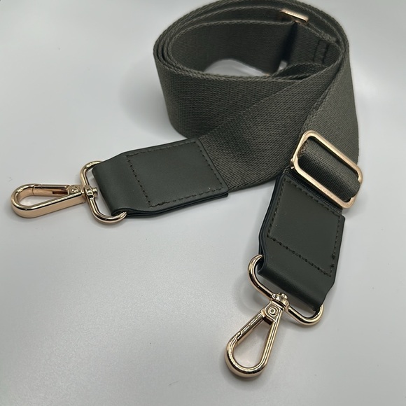 Replacement purse strap green and gold hardware - Picture 2 of 3
